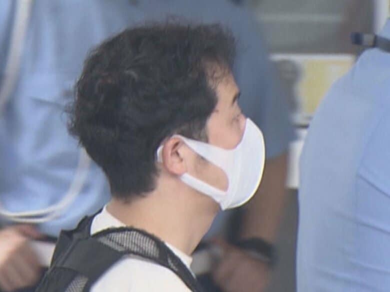教師らの“盗撮・共有グループ” 元小学校教師の37歳男を5回目の逮捕「6年ほど前から盗撮」という趣旨の供述|FNNプライムオンライン