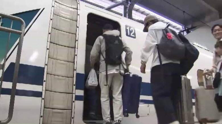 GW終盤　Uターンラッシュがピーク見込み　新幹線は朝から混雑　「寂しい」別れを惜しむ人も　福岡｜FNNプライムオンライン