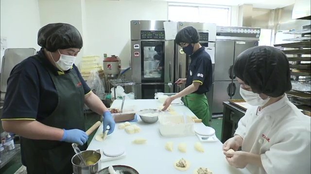 心を込めてパン作り