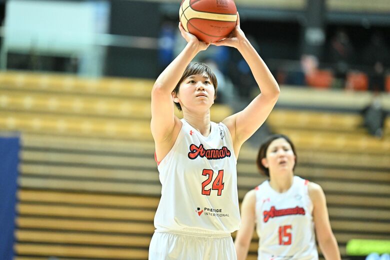 3Pシュート成功率40％超えの小澤彩佳選手（7日、山梨QB戦より）
