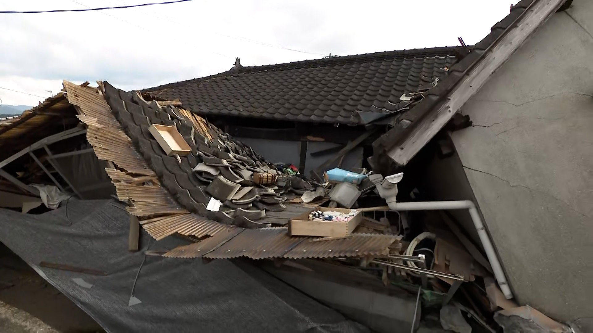 【中継】熊本地震から1カ月、被災地のいま　倒壊家屋そのまま　被害の爪痕色濃く残る