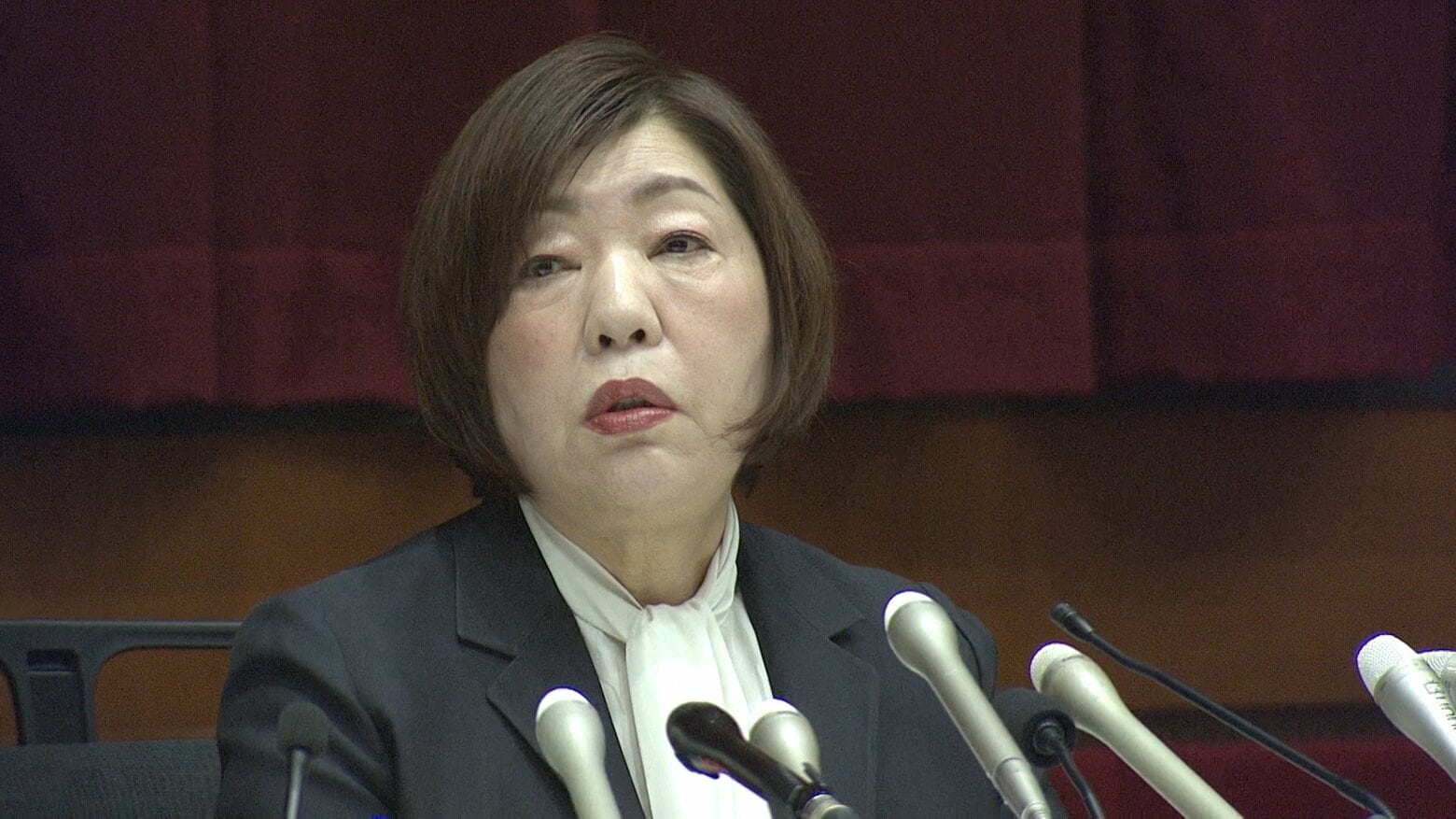 【速報】「私の考えはご容赦を」日大・林理事長がアメフト部廃部めぐり「組織が脆弱だった」|FNNプライムオンライン