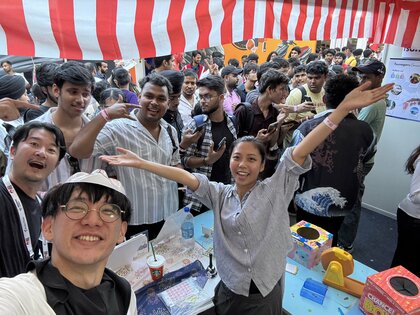 インド・ニューデリーで開催された『Mela! Mela! Anime Japan!! 2025』に出展し、中間~富裕層による日本ファンコミュニティを形成