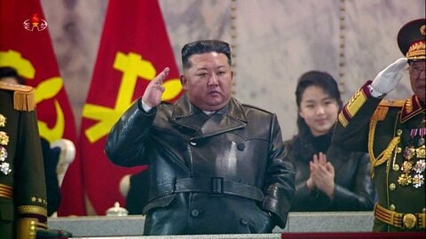 北朝鮮 弾道ミサイル“2回発射”　日本のEEZ外に落下　弾道ミサイルなどの発射2025年の2倍超える