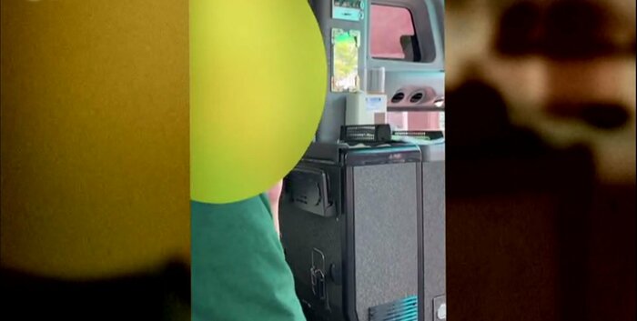 運転手に暴言を吐く男(ビデオPost・FNN投稿サイトより)