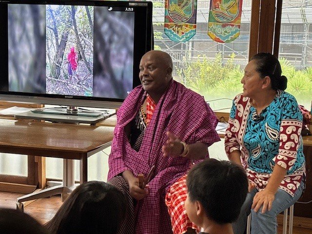 公教育ではできない学びを行う