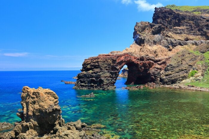 隠岐諸島を代表する名勝、西ノ島の「通天橋」（イメージ）