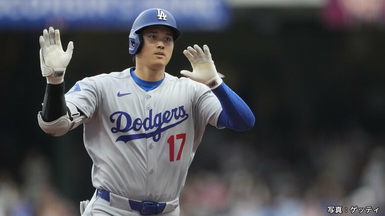 大谷翔平が最速165キロの“怪物ルーキー”と初対決で31号ホームラン！31歳初アーチで前半戦のドジャース球団本塁打記録を更新｜FNNプライムオンライン