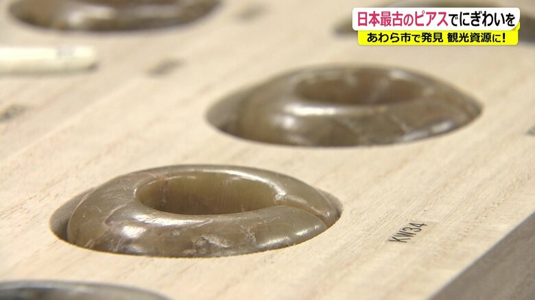 将来は「日本最古のピアス」のチョコレートを販売？