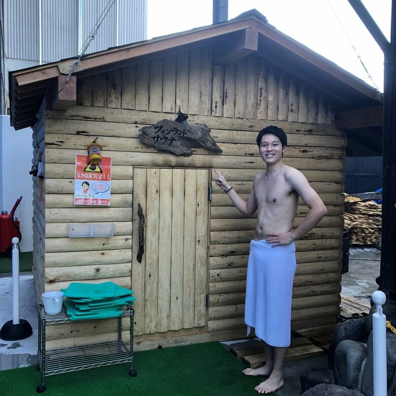 ログハウス風のフィンランドサウナ　ロウリュもできる