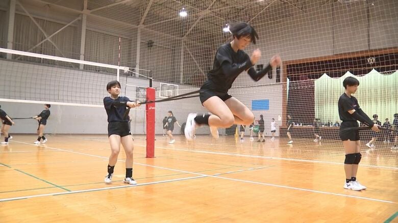 チューブを使ったジャンプトレーニング