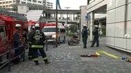 JR東海道線の車内でスプレーか　3人が頭痛など体調不良訴える　川崎駅で停車し警察などが確認中
