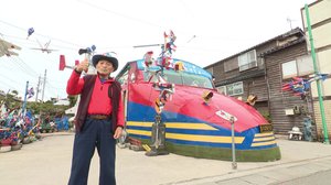 住宅街に突如、カラフルな新幹線 すべて手作り、運転席も… 夢が詰まった珍遺産【石川発】