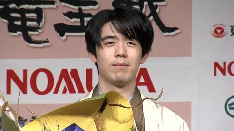 藤井聡太六冠が史上最年少で「永世竜王」の資格獲得 「竜王戦」で5連覇達成