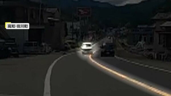 高知でセンターラインをはみ出し追い越しかける車 東京で信号待ちから対向車を遮り右折する車 埼玉で信号無視した車が衝突事故