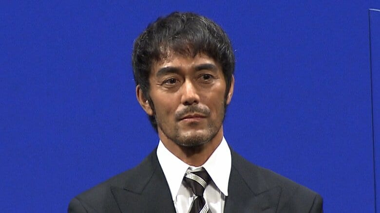 「新参者」主演の阿部寛さん「深い悲しみを感じています…ご縁に心から感謝」　東野圭吾さん（68）死去｜FNNプライムオンライン