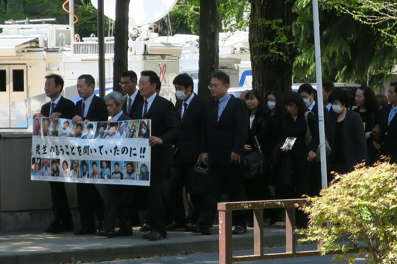 裁判が終わっても遺族はいまだに子どもの最後がわからないままだ © 飯 考行