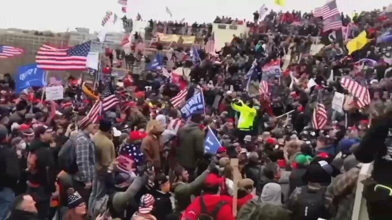 連邦議事堂へ向かうデモ隊（2021年1月6日）