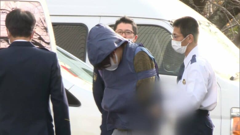 送検されるレッカー会社社長（2024年1月・藤枝警察署）