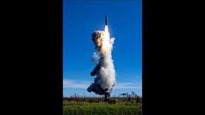 希少 1/64 DF-31 中国人民解放軍ロケット軍 大陸間弾道ミサイルICBM 希少 1/64 DF-31 中国人民解放軍ロケット軍 大陸間弾道ミサイル
