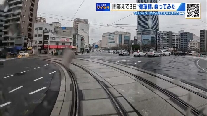 「駅前大橋ルート」を走る路面電車が見えることも