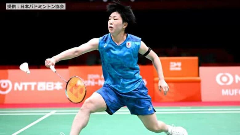 アジア大会バドミントン女子団体決勝　山口茜選手の日本は中国に0-3で敗れ銀メダル　2大会ぶりの金メダルならず｜FNNプライムオンライン