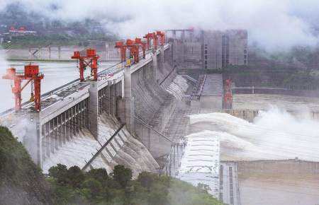 "三峡ダム危機説”を管理責任者は「デマ」と一蹴