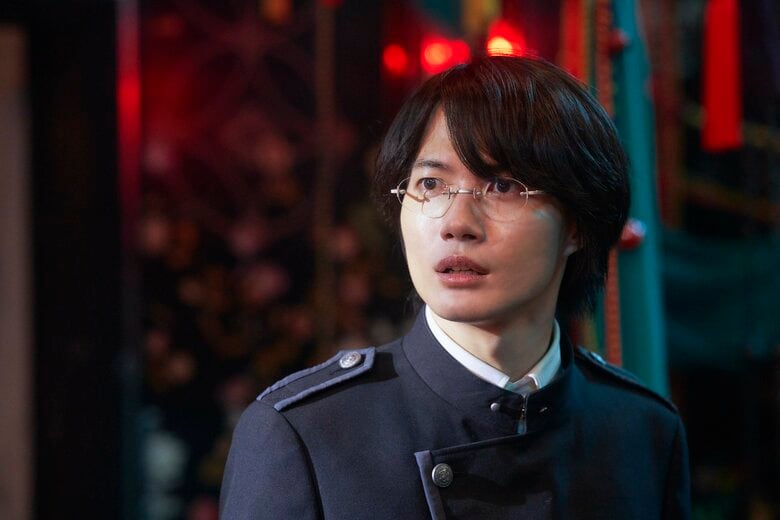 神木隆之介さん演じる 主人公の四月一日（ワタヌキ）