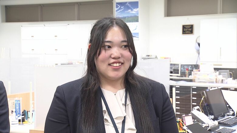 北洋銀行富良野支店の高橋茉央さん