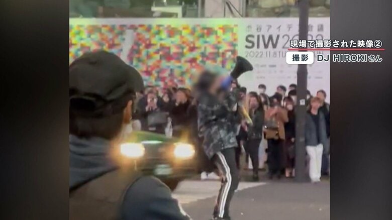 花火のあと、突然拡声器を使って大声で叫び始めた