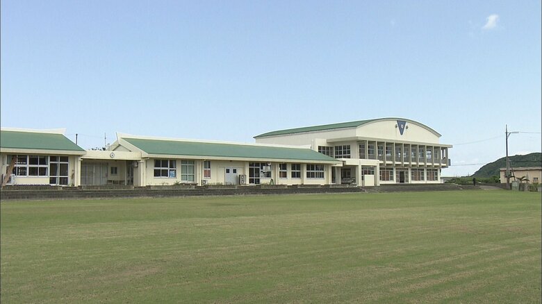 与那国町立久部良小学校