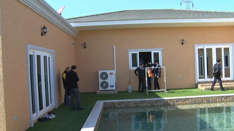 警察庁の捜査員が詐欺グループの拠点となっていたタイ・パタヤの家を確認（2019年4月）