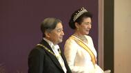 天皇陛下「国民の幸せと国の発展を祈ります」皇居で新年祝賀の儀　悠仁さま初出席　愛子さまは今年も“黒田清子さんから”のティアラを着用