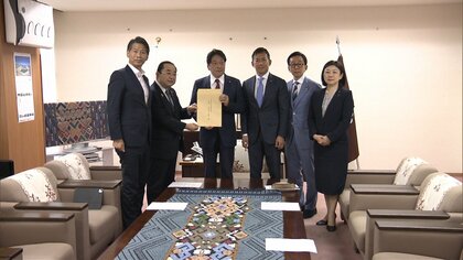 訪日客の“消費税免除”「廃止を」　実現に向け自民勉強会が税調会長に申し入れ