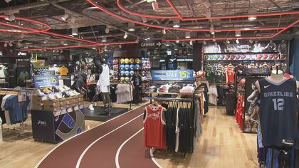 国立競技場のトラックと同じ床材も…『Alpen NAGOYA』29日オープン スポーツからアウトドアまで約28万点