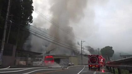 福井県内トップクラスの生産量…撚糸工場で火災　出火から7時間…消火活動続く　約340戸が停電、住民ら一時避難