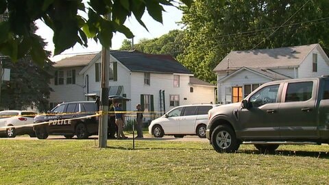 銃撃事件で男女6人死亡　逃走した52歳の男は自ら撃ち死亡　親族間のトラブルか　アメリカ・アイオワ州　　
