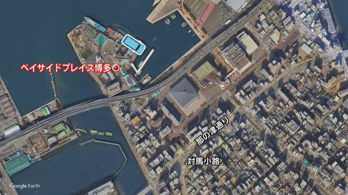 博多港の中に入ると行き止まり