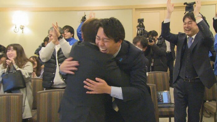 初当選を果たした比例代表の古井氏