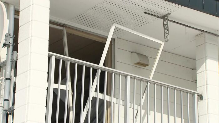 少なくとも周辺の20棟の建物に被害