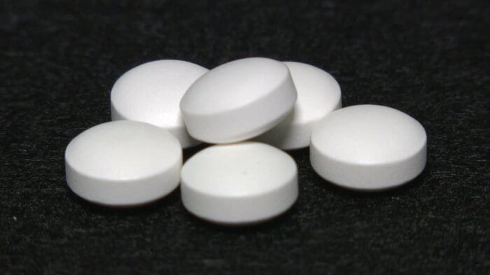 情報入手がしやすく市販薬が手に入れやすい環境