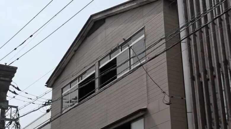 未明に坂井市三国町で住宅火災 出火当時5人が家にいるも逃げ出して無事 3階建て住宅1棟を焼く【福井】|FNNプライムオンライン