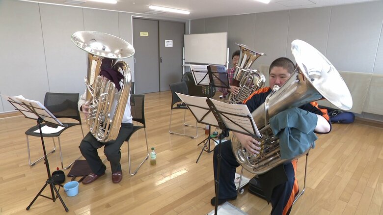 吹奏楽では伴奏が多い「チューバ」も、アンサンブルでは普段以上の技術が求められる