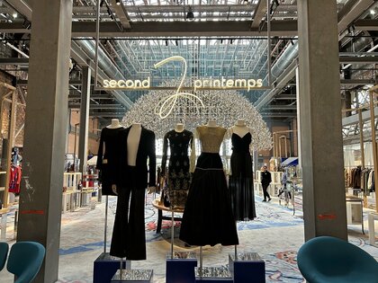 高級ブランドをお得にゲットできるチャンス！フランス・パリの老舗デパートが繰り広げる古着商戦を完全取材