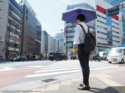 “メンズ日傘”はもう当たり前？「日傘をさす男性」に肯定的な男性は9割超…メリットや増加の背景をメンズリゼに聞いた