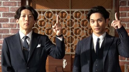 「本当にカッコいい」高橋一生 柳楽優弥とビシッとスーツ姿で同僚役 台本なしの掛け合いも息ぴったり