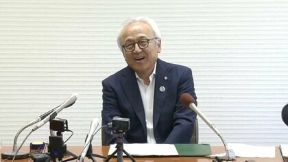 「海外旅行は続けます･･･あ、海外活動です」県議会のハワイ視察で1泊11万円のリゾートホテル　会見でまさかの言い間違え　議長が釈明も「海外視察は続ける」