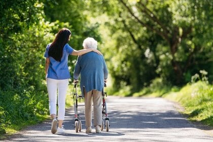 【ワーキングケアラー実態を調査】　就労者の約2割が介護を経験両立支援制度の導入が進む一方、4割超は未活用