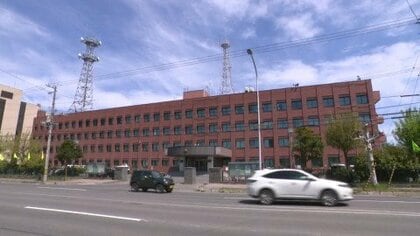 【モンゴル国籍の男が強盗致傷の疑い】22歳の技能実習生を逮捕～山奥に50代男性を連れていき暴行「黙ってないと殺す」ナイフ突き付け脅迫“60万円のパソコン”など購入させ奪う〈北海道旭川市〉