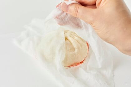 濡らしたキッチンペーパーで包んでから解凍